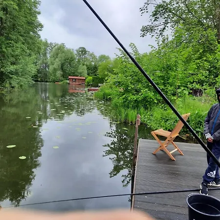 Alt-berliner Schwanenhof Eg Rechts Apartament Lychen