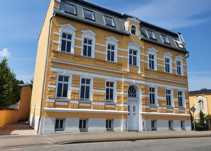 Alt-berliner Schwanenhof Eg Rechts * Lychen