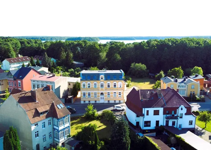 Alt-berliner Schwanenhof Eg Rechts Daire